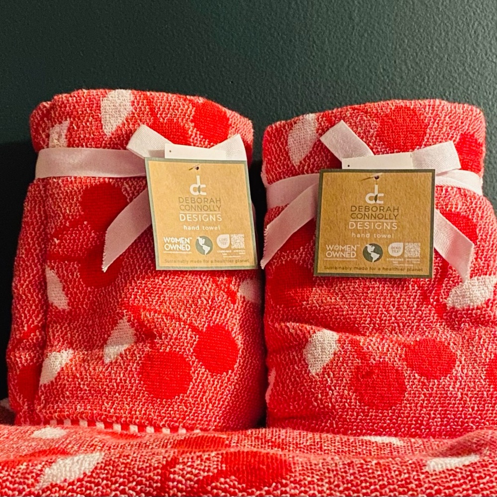 Deborah Connolly Towel Set of 2 hand Towels Red Cherry